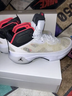 Nike Air Jordan 37 - Algunas envejecidas amarillentas (nuevas) talla 6,5 años / 8 para mujer Foto 1 de 4