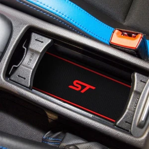 fits Ford Focus ST 2015-2018 Rubber Anti Slip Car Inner Gate Slot Mats Cup Pad - Foto 1 di 9