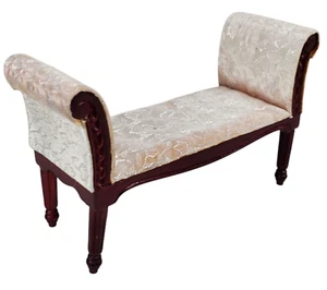 Puppenhaus Stadtplatz Miniatur Sitzbank weiß gepolstert 1:12 - Bild 1 von 8