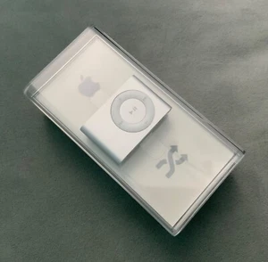 Apple iPod Shuffle 2nd Generation 1GB Silver BRAND NEW ๐ฒ๐พ๐ป๐ป๐ด๐ฒ๐
๐พ๐
๐
ยฎ - Picture 1 of 4