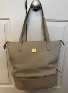 Joy Mangano Doppeldecker hellgrau Leder Arbeit Pendler Tasche Sporttasche - Bild 1 von 10