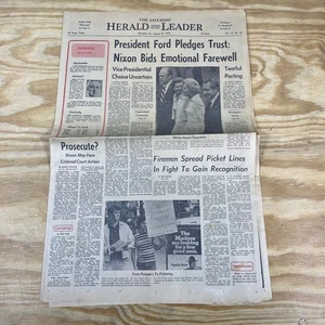 Lote 8 periódicos históricos años 30-80 Huey Long, FDR Win, King George, Nixon - Imagen 1 de 23