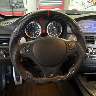 Volante de fibra de carbono para BMW E90 E92 E93 M3 328i 335i DCT Red Line Foto 1 de 4