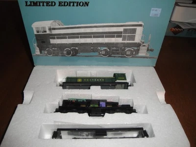 Proto 2000 HO Scale Diesel S1 Switcher Southern #2000 Limited Edition runs - Image 1 of 4