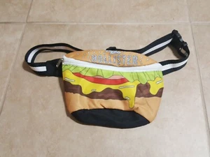 Hollister Cheeseburger Adjustable Waist Fanny Pack Bag Burger - Picture 1 of 3