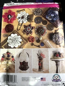 Simplicity Sewing Pattern 1085 - Fabric Flowers -Uncut - Picture 1 of 1