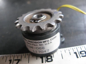 NUEVO EMBRAGUE DE RESORTE ENVOLVENTE DE PRECISIÓN 1/4" 6mm diámetro 24VDC 247806 L17047 RPM - Imagen 1 de 13
