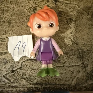 Modellino Cocomelon Yoyo Girl Moonbug Jazwares 2021 circa 2" - Foto 1 di 2