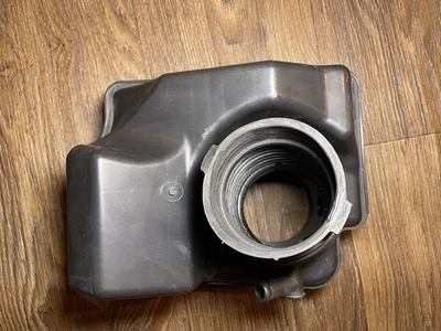 2005–2010 TOYOTA AVALON OEM Air Intake Resonator 17880-AD011 - Imagem 1 de 4