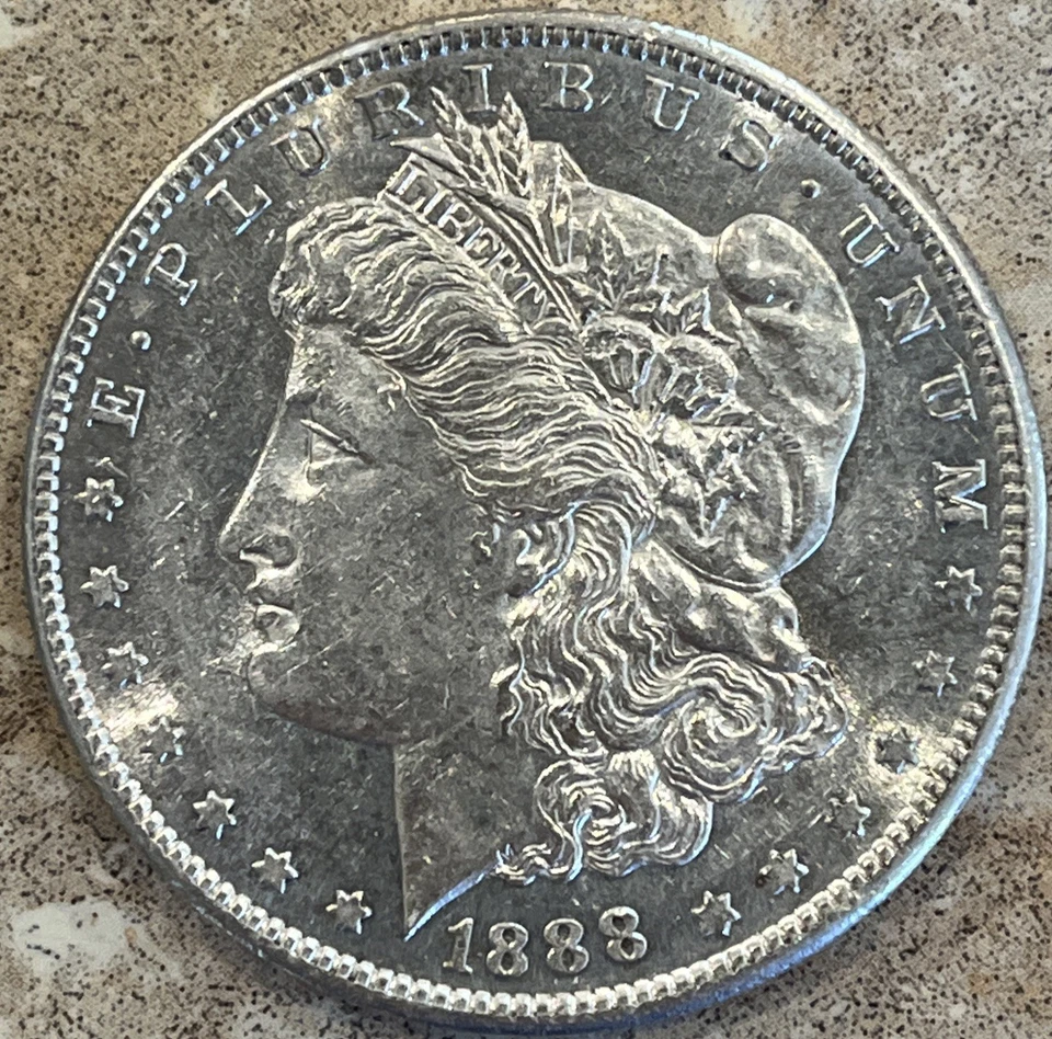 1888 S MORGAN DOLLAR! BEAUTIFUL PIECE! SEMI PROOF LIKE - Image 1 of 4