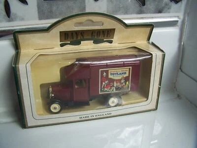 LLEDO, MORRIS PARCELA VAN, MCVITIE & PRICE, MODELO FUNDIDO A PRESIÓN, DÍAS PASADOS, VINTAGE Foto 1 de 4