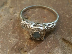 Alexandrit Vintage natürlicher zierlicher Weißgold Ring mit Diamant Akzenten - Bild 1 von 6