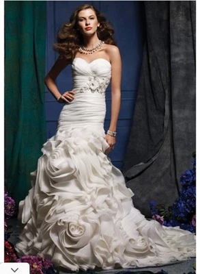 Alfred Angelo Sapphire Discontinued 870 Ivory/ Metallic Wedding Gown Sz 0 - Image 1 of 4