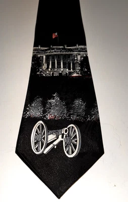 FIRST 男式领带白宫爱国美国国旗 4 x 60 英寸收藏品领带 — 第 1/4 张图片