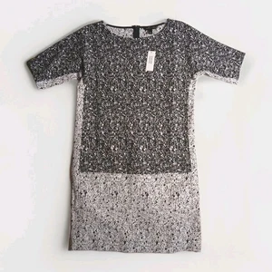 Vestido para mujer Banana Republic negro/blanco manga 1/2 longitud talla 0 nuevo con etiquetas bolsillos - Imagen 1 de 10