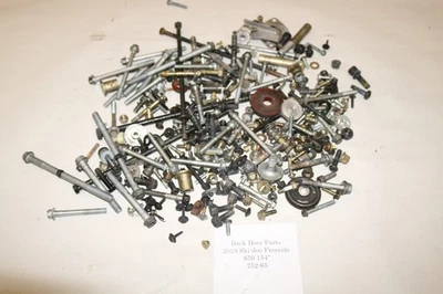 Ski-doo Freeride 850 2019 154" Gen 4 varias tuercas de cilindro pernos herrajes Foto 1 de 4