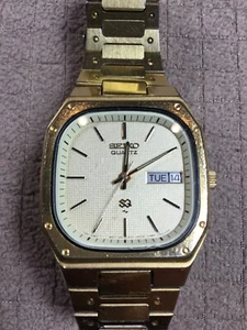 Seiko Vintage Square Watch Men Gold Tone White Dial Day Date 7123-5359 VGUC - Picture 1 of 6