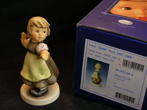 Goebel Hummel FRÜHLINGSWALZER FIGUR TMK8 #152521 Hum 912/B VEREINSFIGUR MIT BOX - Bild 1 von 3