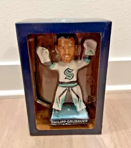 2025 Philipp Grubauer Bobblehead Seattle Kraken 3/4 SGA - Foto 1 di 4