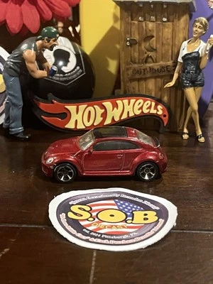 Volkswagen Beetle 2012 1:64 rojo diecast usado excelente estado VW Bug Hot Wheels Foto 1 de 4