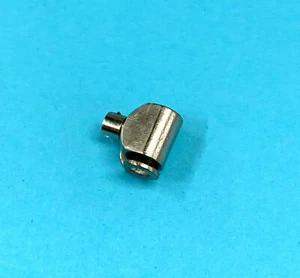 SINGER 17-18,12,20,24,25 NEEDLE CLAMP WITH GUIDE #4865 - Picture 1 of 2