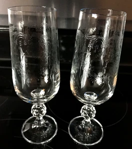 Champagne Glasses Bohemian Cascade Etched Fine Crystal Faceted Stem Set Of 2 Vtg - Picture 1 of 7