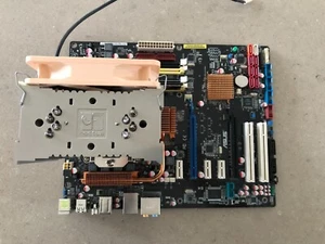 ASUS P5Q Pro + Intel Core 2 Duo E8400 + Noctua CPU Cooler + 2 Go RAM - Tested - Photo 1/10