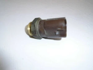 VW Golf 4 Betriebsauflösung Thermoschalter Lüfterschalter 1J0959481 - Bild 1 von 2