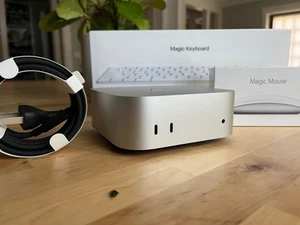 Apple Mac Mini M4 PRO 64GB RAM / 4TB SSD/ 10GB-E / 14-C 20-C / Magic KYBD & MS/ - Bild 1 von 7
