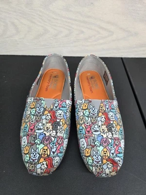 Zapatos Bobs Skechers para mujer 9 zapatos planos sin cordones con estampado de perro de espuma viscoelástica Foto 1 de 4