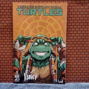 Teenage Mutant Ninja Turtles #1 Signed by Eddie Nunez With COA - Picture 1 of 7
