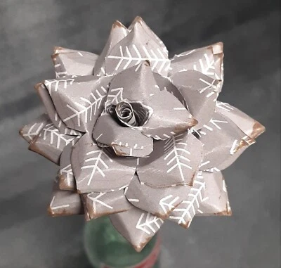 Ручной работы бумаги цветок на стебле (серый узор No 5) для свадьбы, Святого Валентина - Изображение 1 из 4