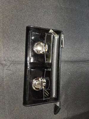 Бумажник MARC JACOBS черный лакированная кожа серебристая фурнитура - Изображение 1 из 4