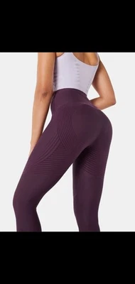 Fanka Leggings Mujer Púrpura Pequeño Cuerpo Esculpido 7/8 Compresión Reversible Yoga Foto 1 de 4