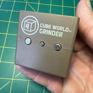 SMERIGLIATRICE SERIE 4 MARRONE Radica Cube World testata funzionante - Foto 1 di 3