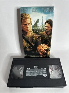 Troy VHS 2004 Late Release RARE OOP HTF Brad Pitt, Eric Bana, Orlando Bloom - Picture 1 of 3