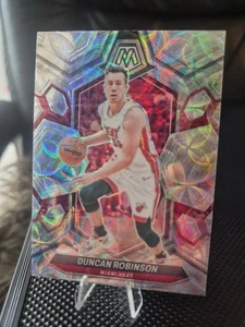 Duncan Robinson - 2023-24 Panini Mosaic - Silver Scope Prizm - SP #55 - Bild 1 von 3