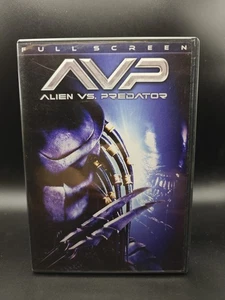 Alien vs. Predator DVD 2005 Full Frame (Raoul Bova, Sanaa Lathan) - Picture 1 of 3