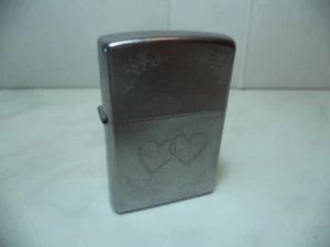 ENCENDEDOR ZIPPO FEUERZEUG CORAZÓN A CORAZÓN MUY RARO NUEVO  - Imagen 1 de 5