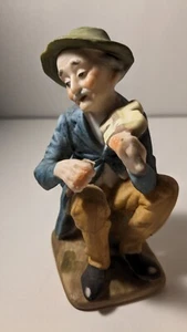 Vintage Porcelin Figurine Old Man Playing Fiddle - Picture 1 of 5