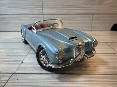 Vintage Burago Model Car Lancia Aurelia B24 Spider 1955 Made In Italy Scale 1:18 - Image 1 of 4