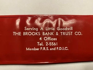 Vintage The Brooks Bank & Trust Co. Werbung scharfe Nadel und Faden Set C3 - Bild 1 von 10