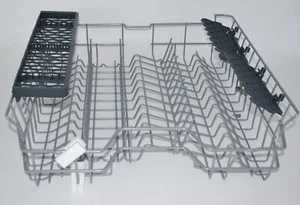 1513360028 New Beko Bloomberg UpperDishwasher Rack No Sprayer - Picture 1 of 6
