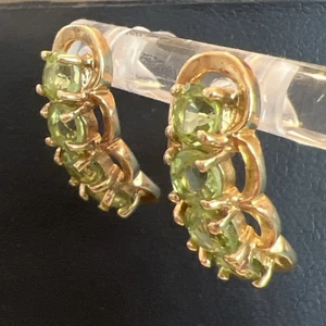 JCM 10k Yellow Gold Peridot J Hoop Post Back Earrings Jacmel - Picture 1 of 12