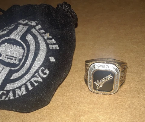 COLLECTIBLE RARE Florida Marlins Replica 2003 World Series Ring Miami Marlins Cover