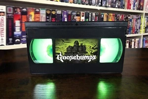 Goosebumps VHS Lamp + Remote - Imagen 1 de 2