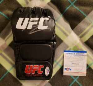 Sean Strickland signed autographed UFC MMA fight glove PSA COA #AK79533