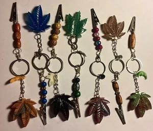 Weed Leaf key chains With Bonus Clip (6 Ct.) - Picture 1 of 9