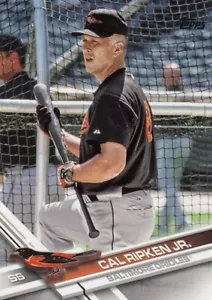 Actualización Topps CAL RIPKEN 2017 variación de impresión corta #US227 Orioles QTY disponible - Imagen 1 de 1