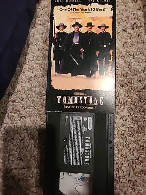 Tombstone (1994) VHS Kurt Russell Val Kilmer Sam Elliott - Imagem 1 de 2
